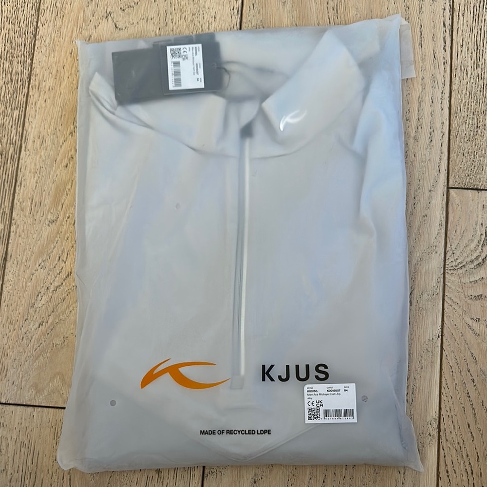 KJUS Gray half zip midlayer XL (size 54)